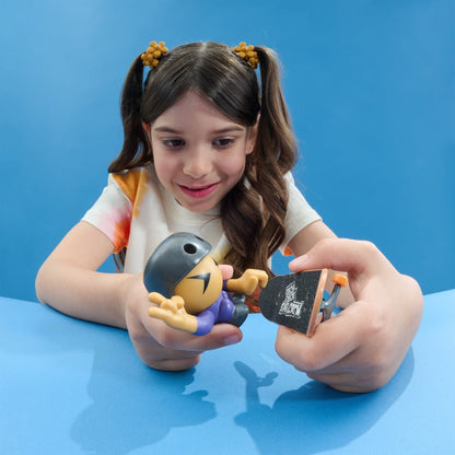 Tech Deck Sk8 Crew Exclusive Fingerboard Set with Assistant for Trick Mastery